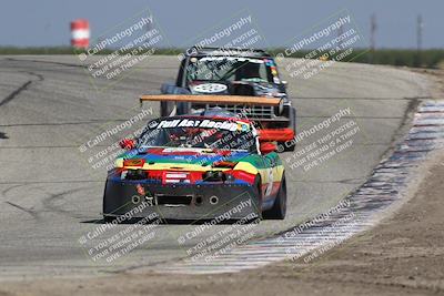 media/Sep-28-2025-24 Hours of Lemons (Sun) [[5dfe0e5f6e]]/12pm (Outside Grapevine)/